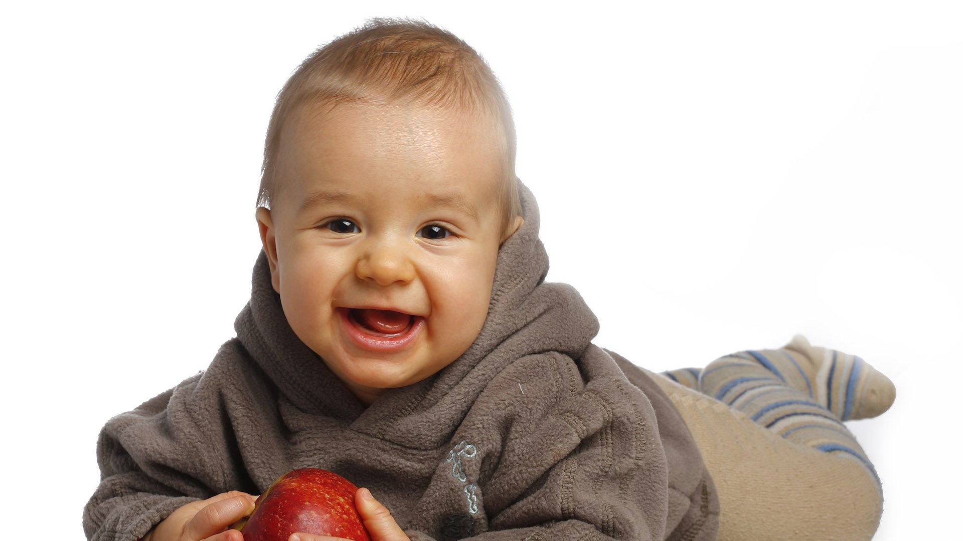 哈尔滨捐卵机构中心捐卵者与孩子DNA比对